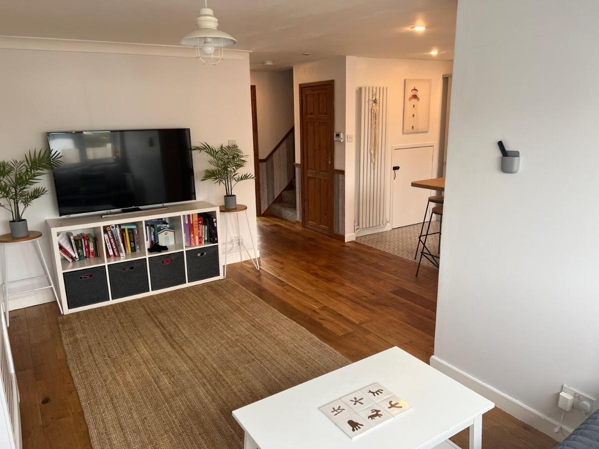 1Min Walk To Beach- Happy Waves- Family Home Camber Exterior photo