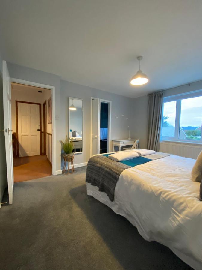 1Min Walk To Beach- Happy Waves- Family Home Camber Exterior photo