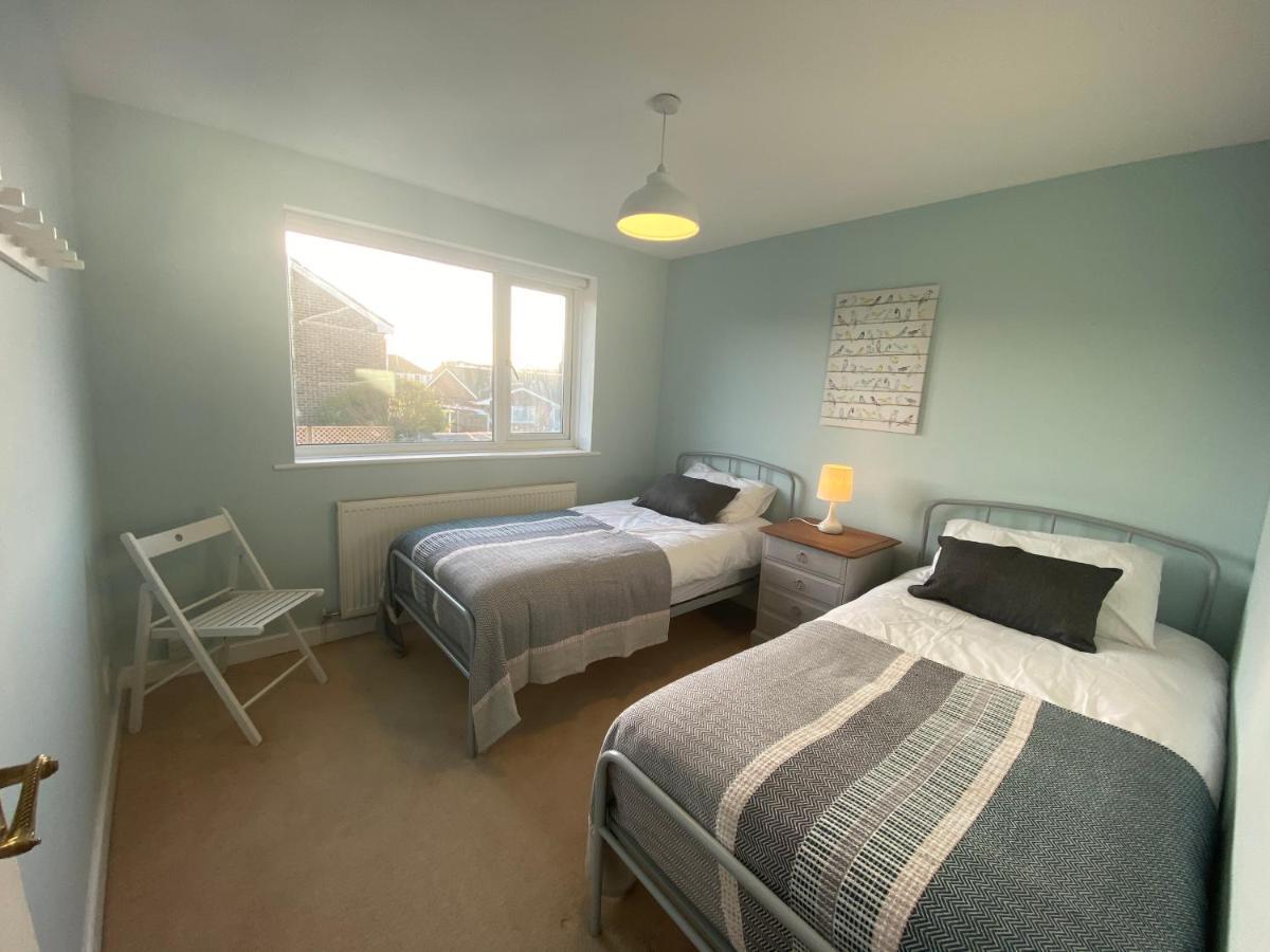 1Min Walk To Beach- Happy Waves- Family Home Camber Exterior photo